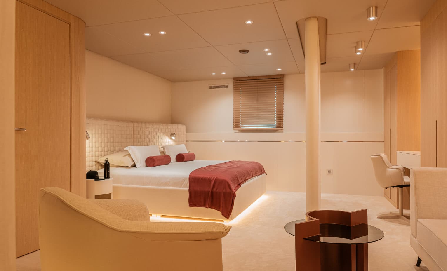 Reposado full-beam master suite