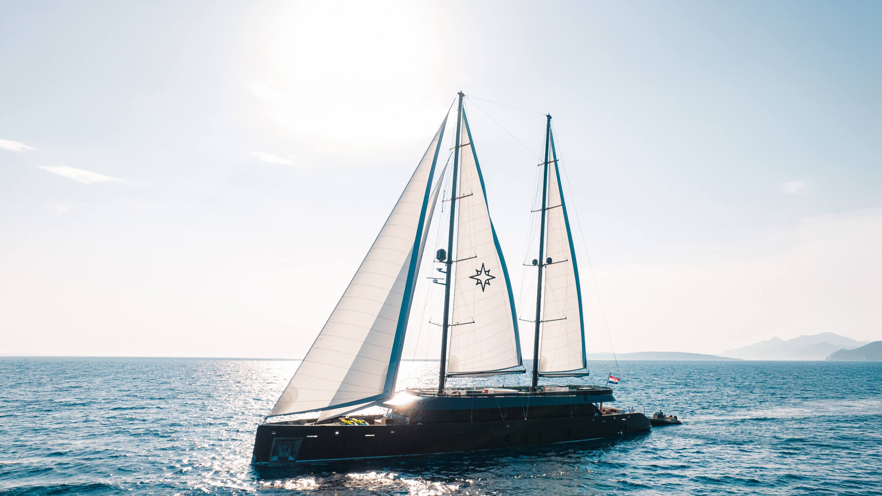 Reposado under full sail